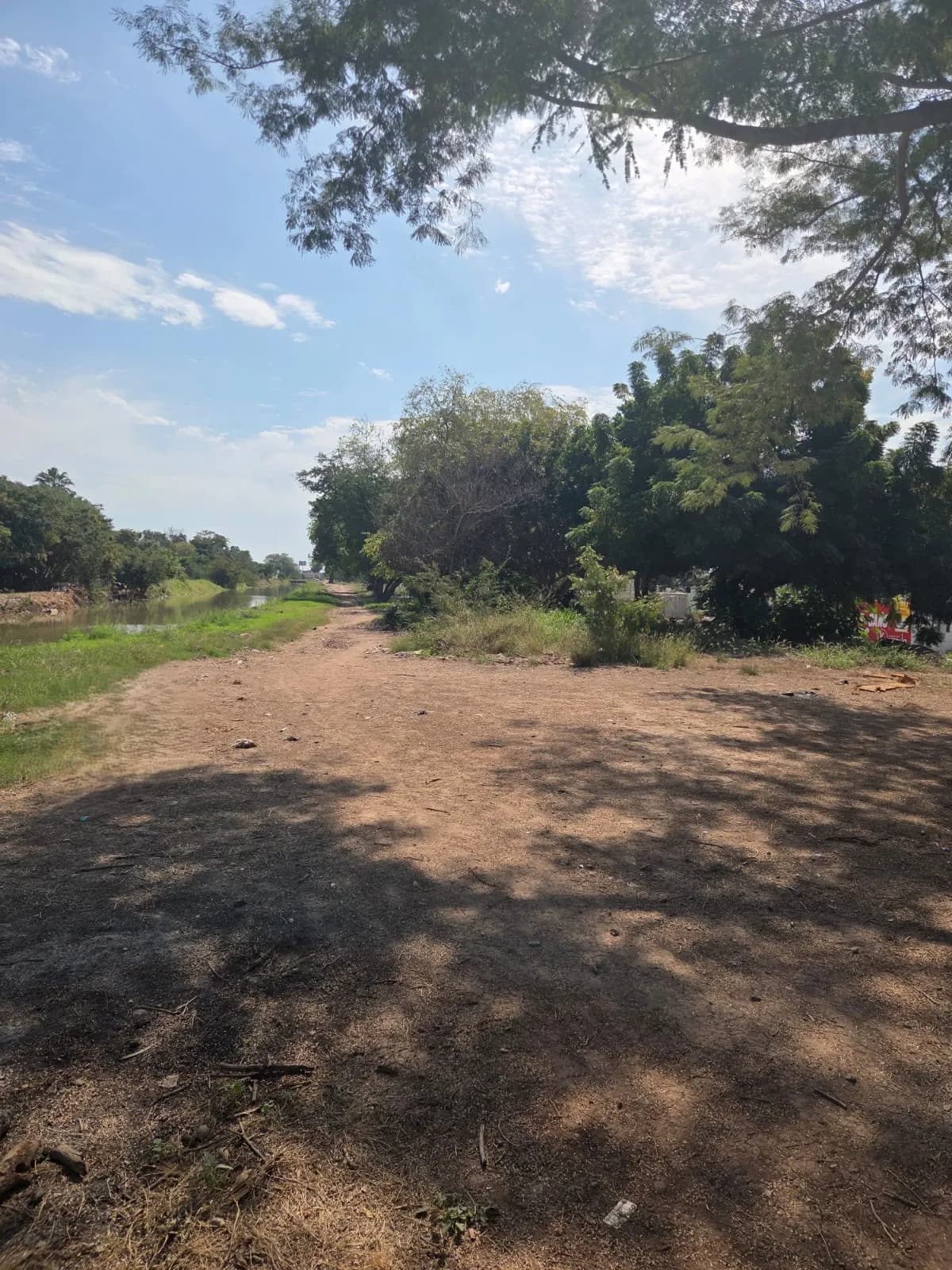 Terreno Comercial en Venta