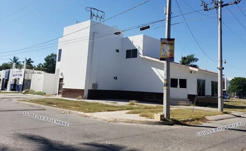 9_2379 | OFICINAS con BODEGA en VENTA en esquina Col. Insurgentes | Realhaus