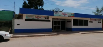 10_1660 | LOCAL COMERCIAL EN RENTA | Realhaus