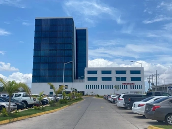 1_2595 | CONSULTORIOS HOSPITAL MAC, en RENTA | Realhaus