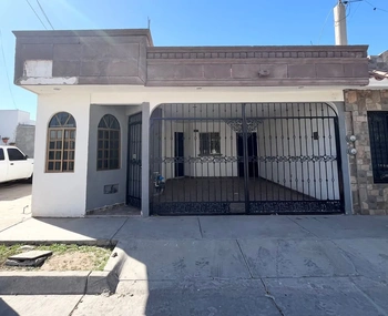 5_2733 | CASA EN RENTA FRACC DIAMANTE | Realhaus