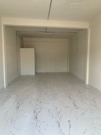 5_2797 | LOCAL COMERCIAL EN RENTA | Realhaus