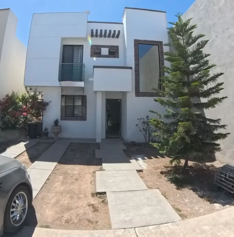 Excelente Casa en Venta Fracc. Ampliación Viñedos